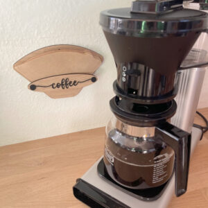 Kaffefilterholder med coffee tekst.